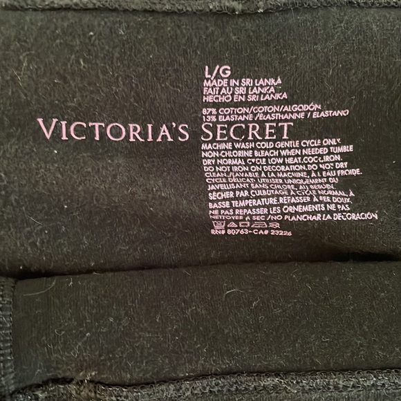 VICTORIA’S SECRET YOGA CAPRIS - Picture 4 of 4